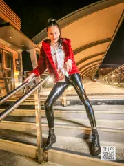 shooting thematique latex teen escalier angouleme