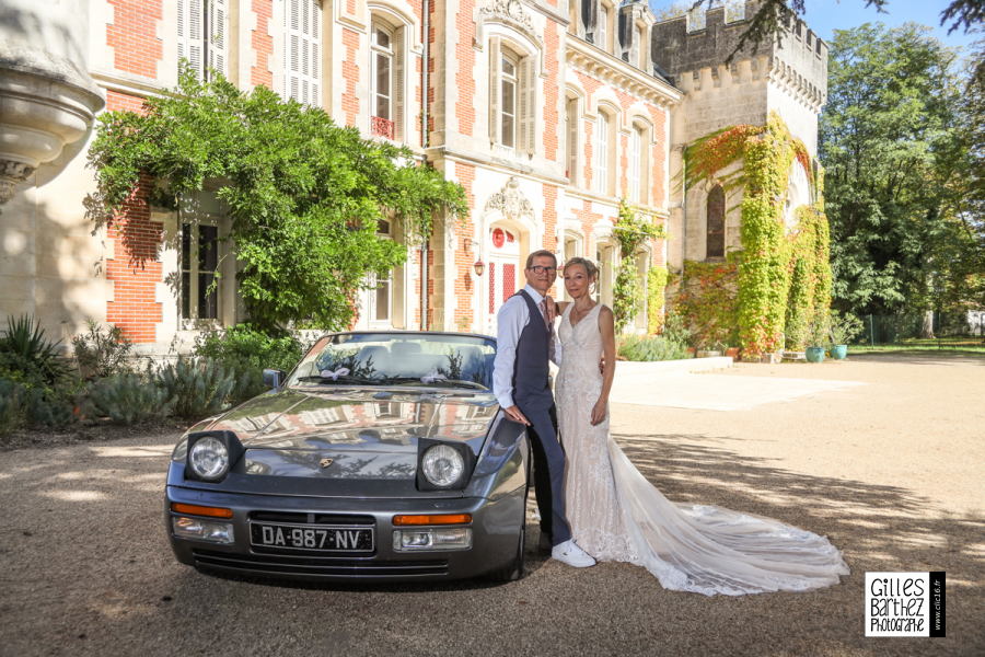 mariage chateau de la pouyade venat saint yrieix charente porsche vintage collection ancienne 911 924 944 panamerra cayenne cayman couple mariés
